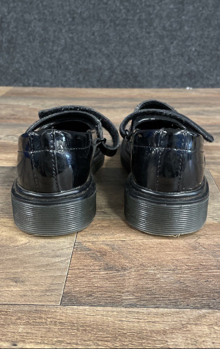 Dr. Martens Maccy II J Black Patent Leather Mary Jane Junior Shoes Size US 3