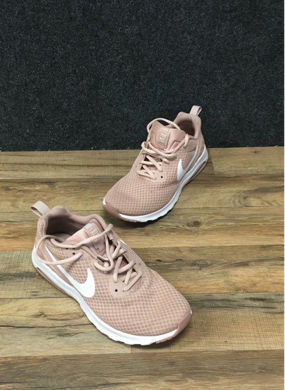 Nike Air Max Motion LW Particle Rose White Women's Running Sneakers Size 10