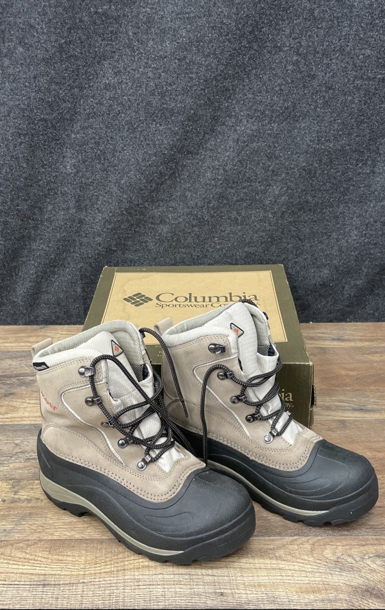 Vintage Columbia Cascadian Summit Tan Black Women's Winter Snow Boots Size 8