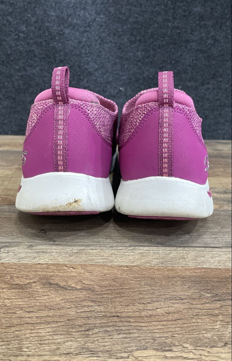 Skechers Arch Fit Purple Knit Slip-on Walking Shoes Women's Size 11