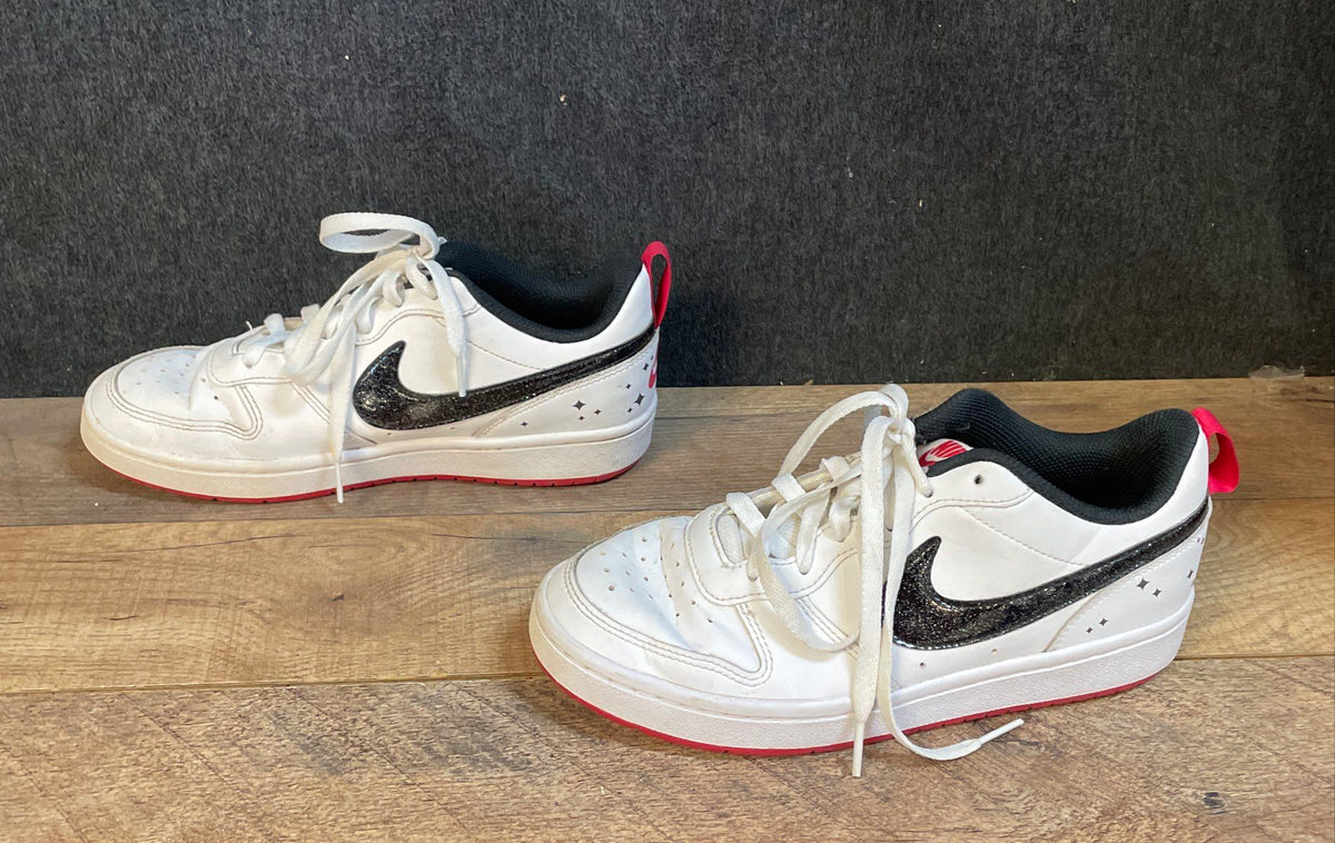 Nike Court Borough Low 2 SE White Black Red Glitter Kids Shoes Size 5.5Y