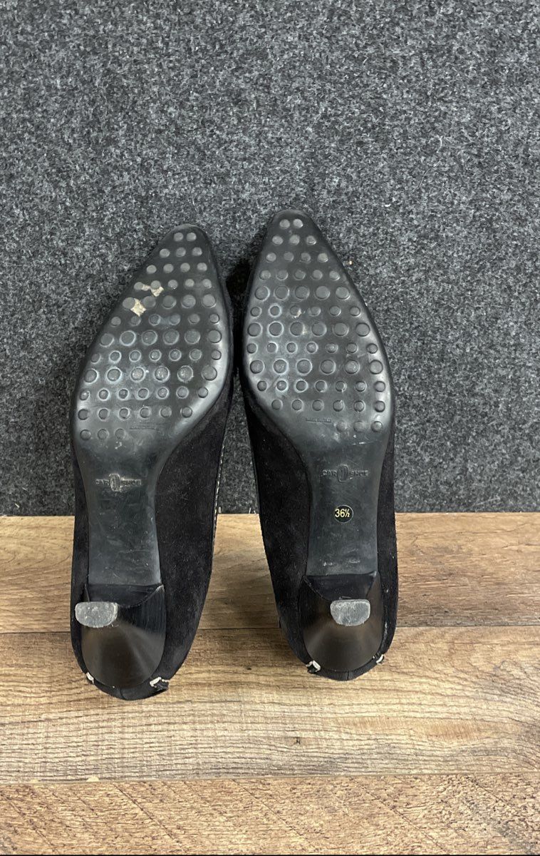 The Original Car Shoe Black Suede Gold Chain Kitten Heel Pumps Size 36.5