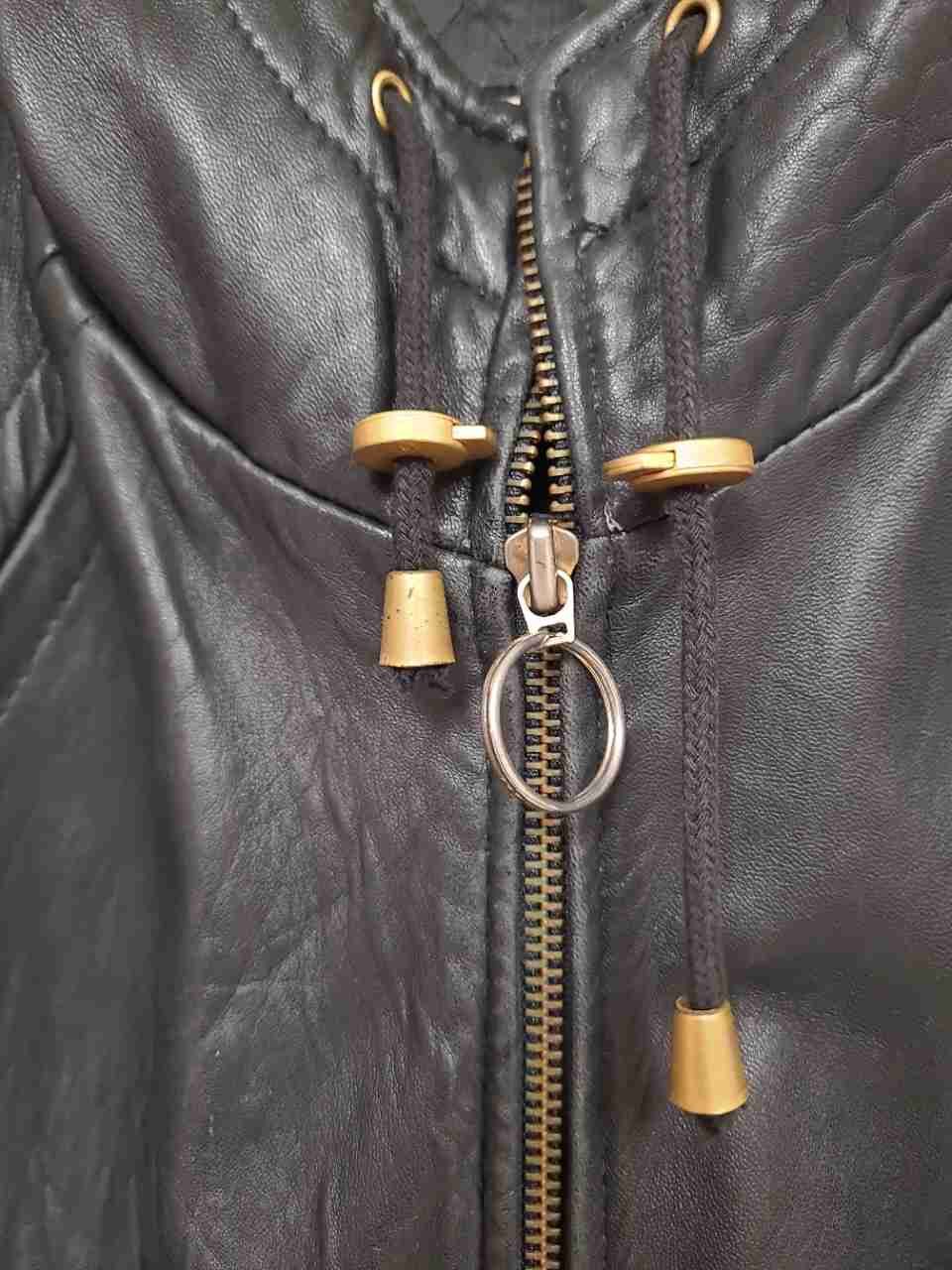 Vintage 90s Express Women's Black Hooded Leather Coat Thinsulate Quilted Sz L
