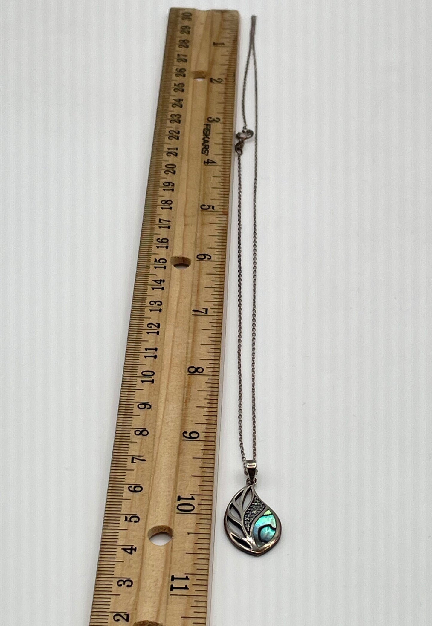 925 Sterling Silver Abalone & CZ Leaf Pendant Necklace 4.1g