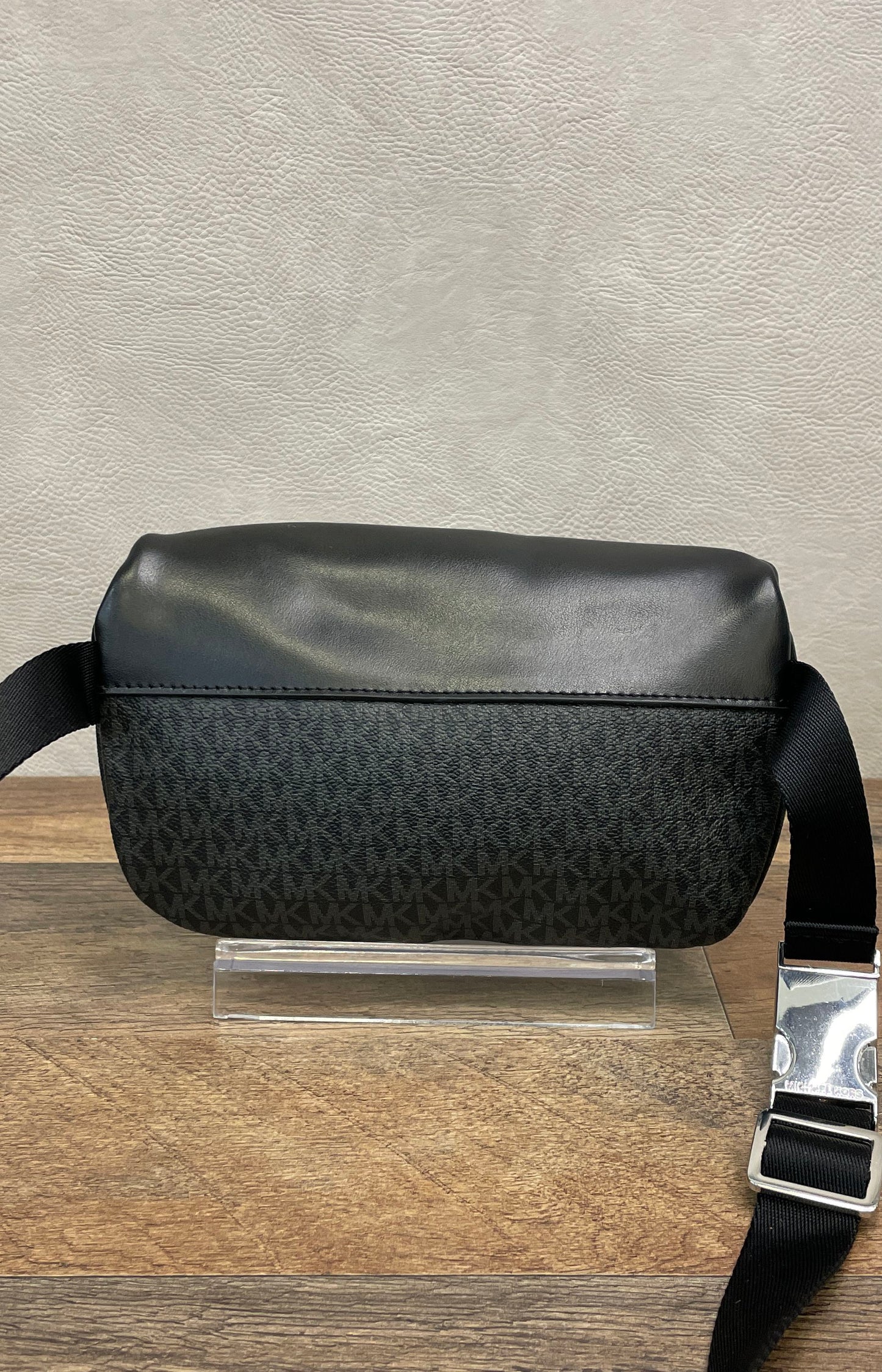 Michael Kors Black Grey Signature Logo MK Belt Bag Crossbody Silver Hardware