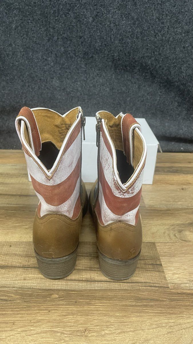 Shyanne New Americana Patriotic Stars Stripes Western Boots Women's Size 9.5