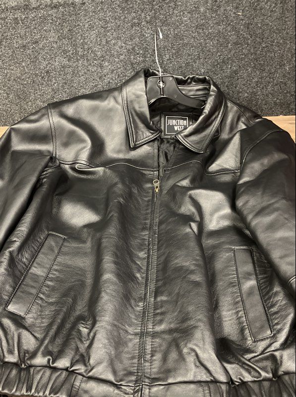 Vintage Junction West Men's Black Genuine Leather Quilted Bomber Jacket Sz M