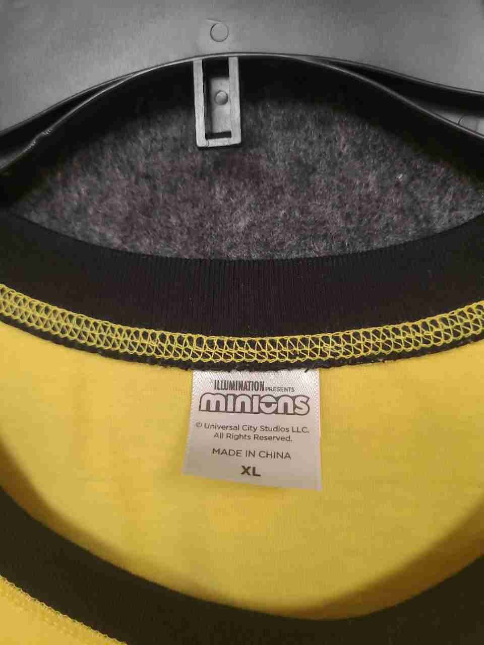 Illumination Presents Minions Men's Yellow Gru Logo Long Sleeve Shirt Sz XL