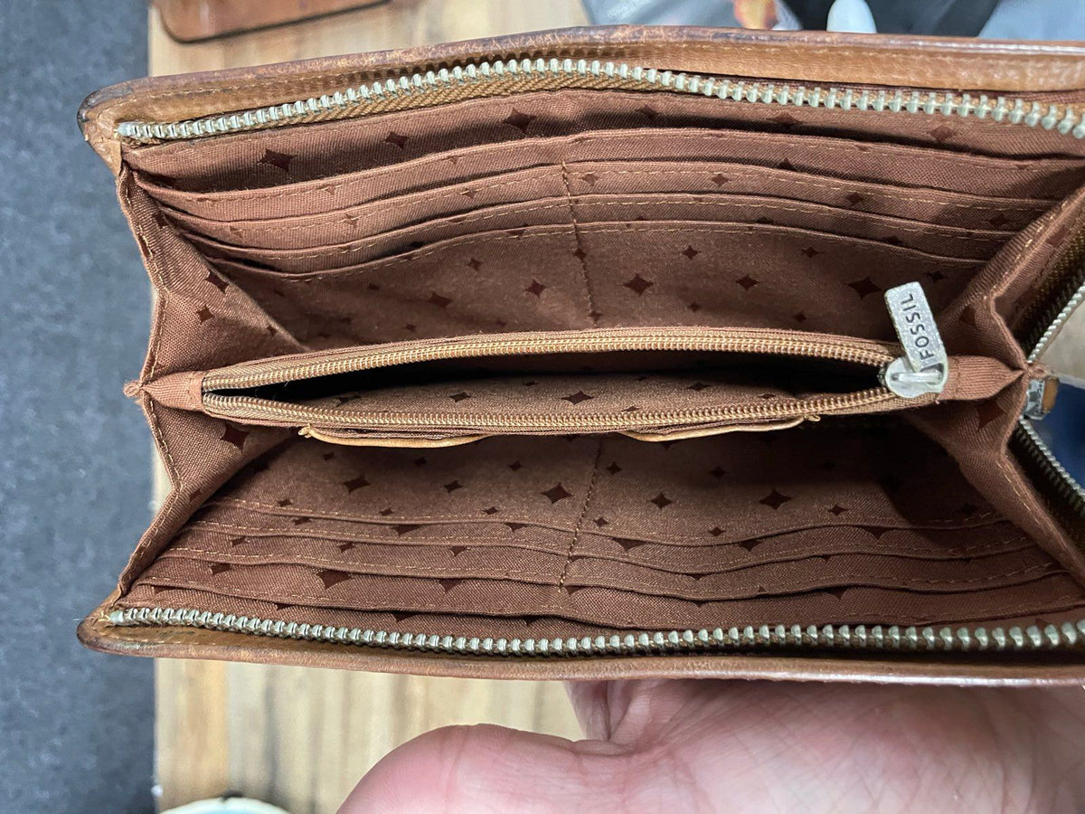 Fossil Brown Pebbled Leather Zip Around Clutch Wallet Silver Hardware