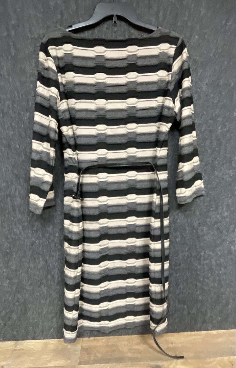 Dressbarn Women's Sheath Dress Black Gray White Textured Stripe Belted Sz 14