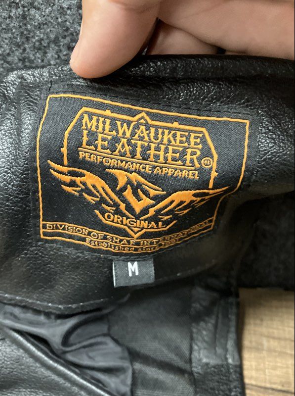 Milwaukee Leather Men's Black Full Grain Leather Motorcycle Chaps NWT Sz M