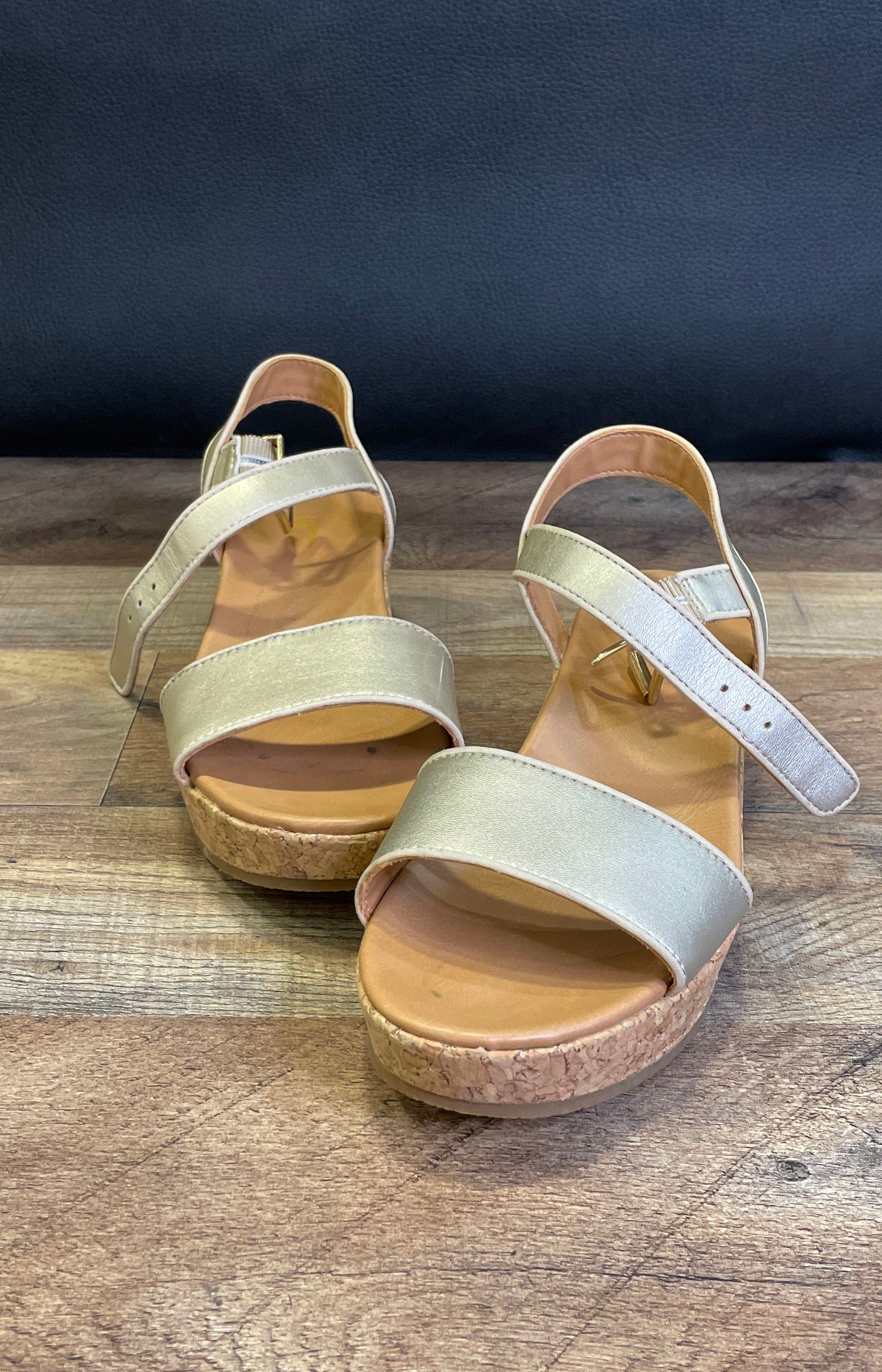 UGG Kari Metallic Gold Cork Platform Wedge Sandals Kids Size 4