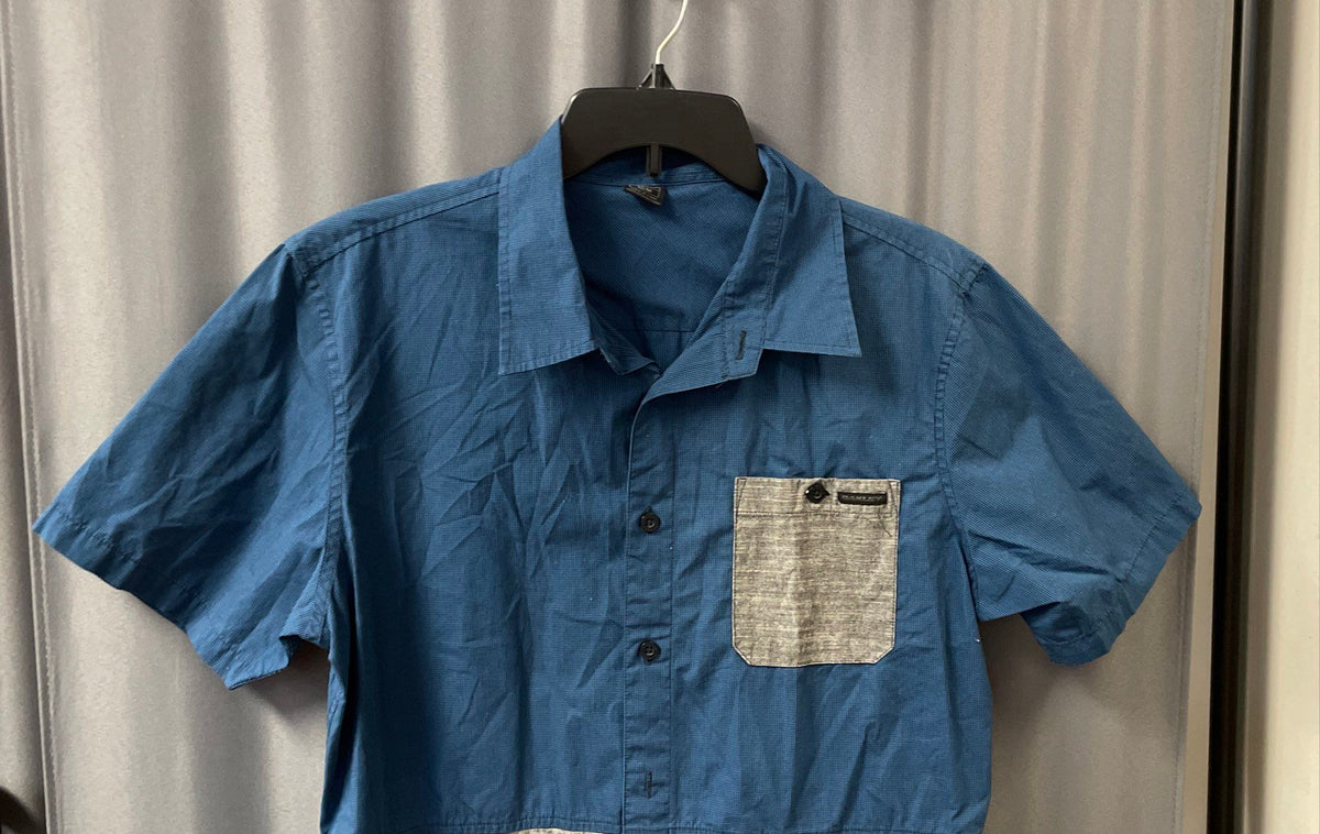 Oakley Men's Short Sleeve Button Down Shirt Blue Gray Colorblock Grid Sz M