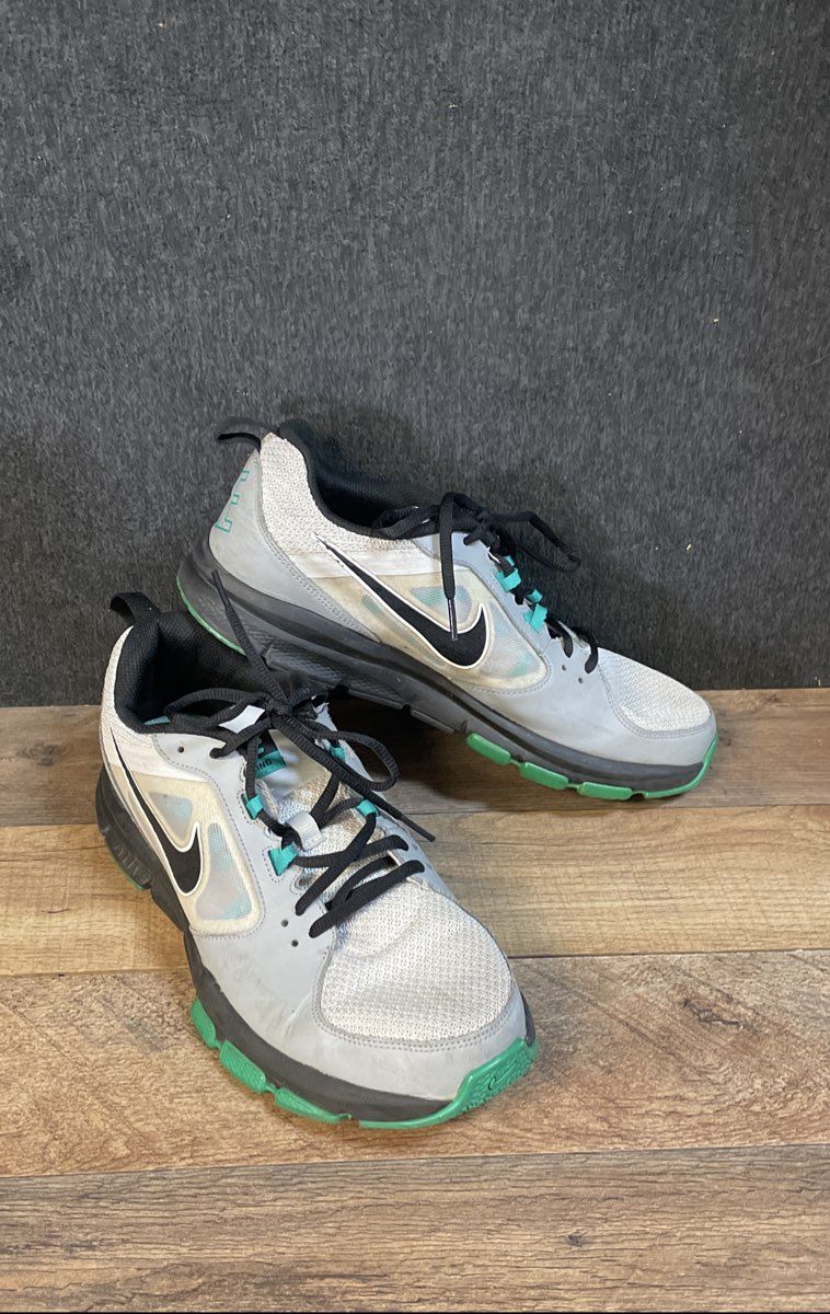 Nike T-Lite XI Grey Black Green Training Shoes Men's Size 10