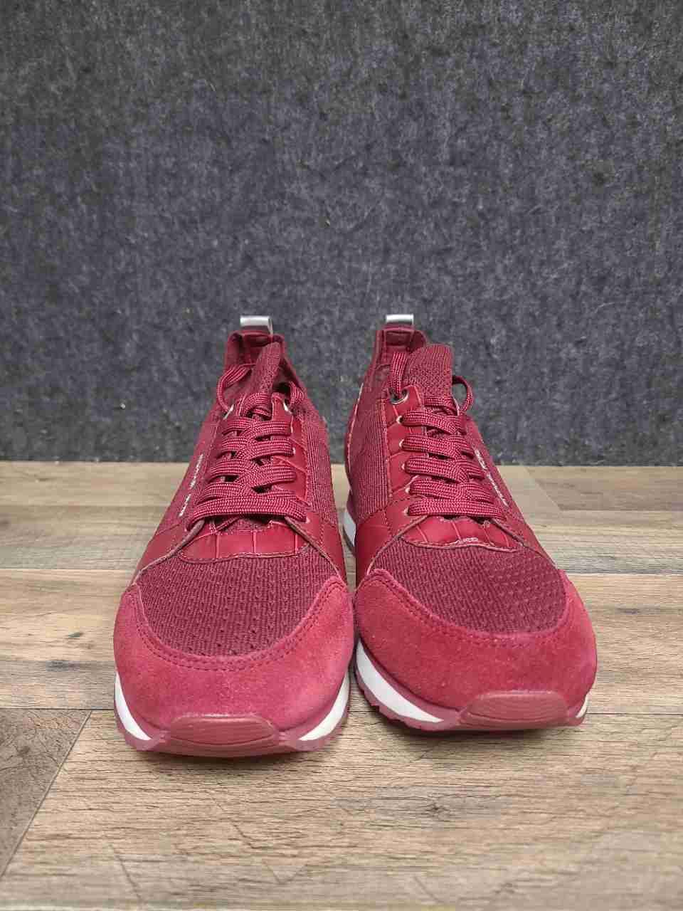 Michael Kors Billie Burgundy Knit Croc-Embossed Sneakers Women's Size 7.5