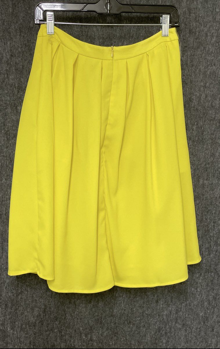 LuLu's Women's Yellow 2-Piece Crop Top Pleated Midi Skirt Set Size M