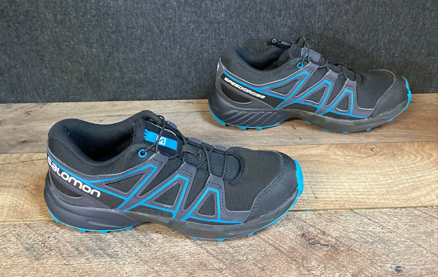 Salomon Speedcross J Black Blue Kids Trail Running Shoes Size 2