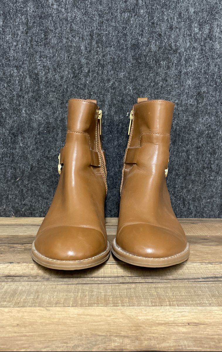 MICHAEL Michael Kors Ryan Luggage Brown Leather Ankle Boots Size 7M