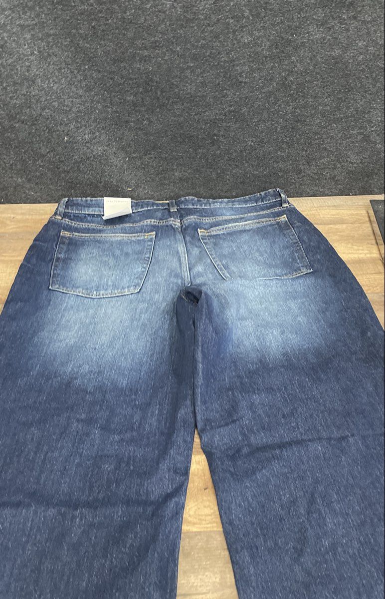 Free Assembly Women's Dark Indigo Mid Rise Wide Leg Released Hem Jeans NWT Sz 14