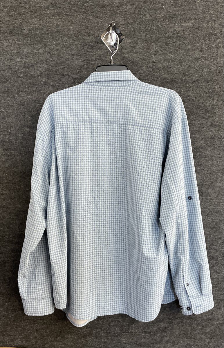 Huk Men's Fishing Shirt Blue White Checkered Long Sleeve Vented Sz L