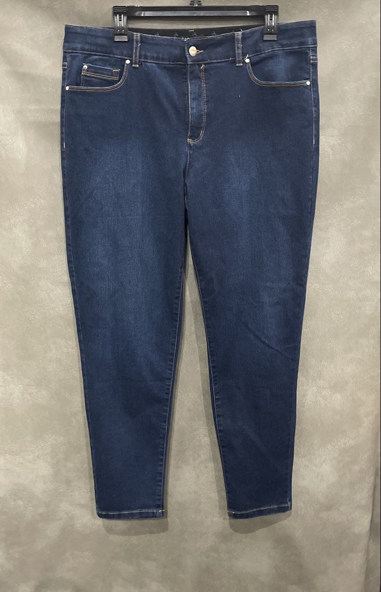 Jones New York Women's Dark Blue High Rise Tapered Leg Stretch Jeans Sz 16