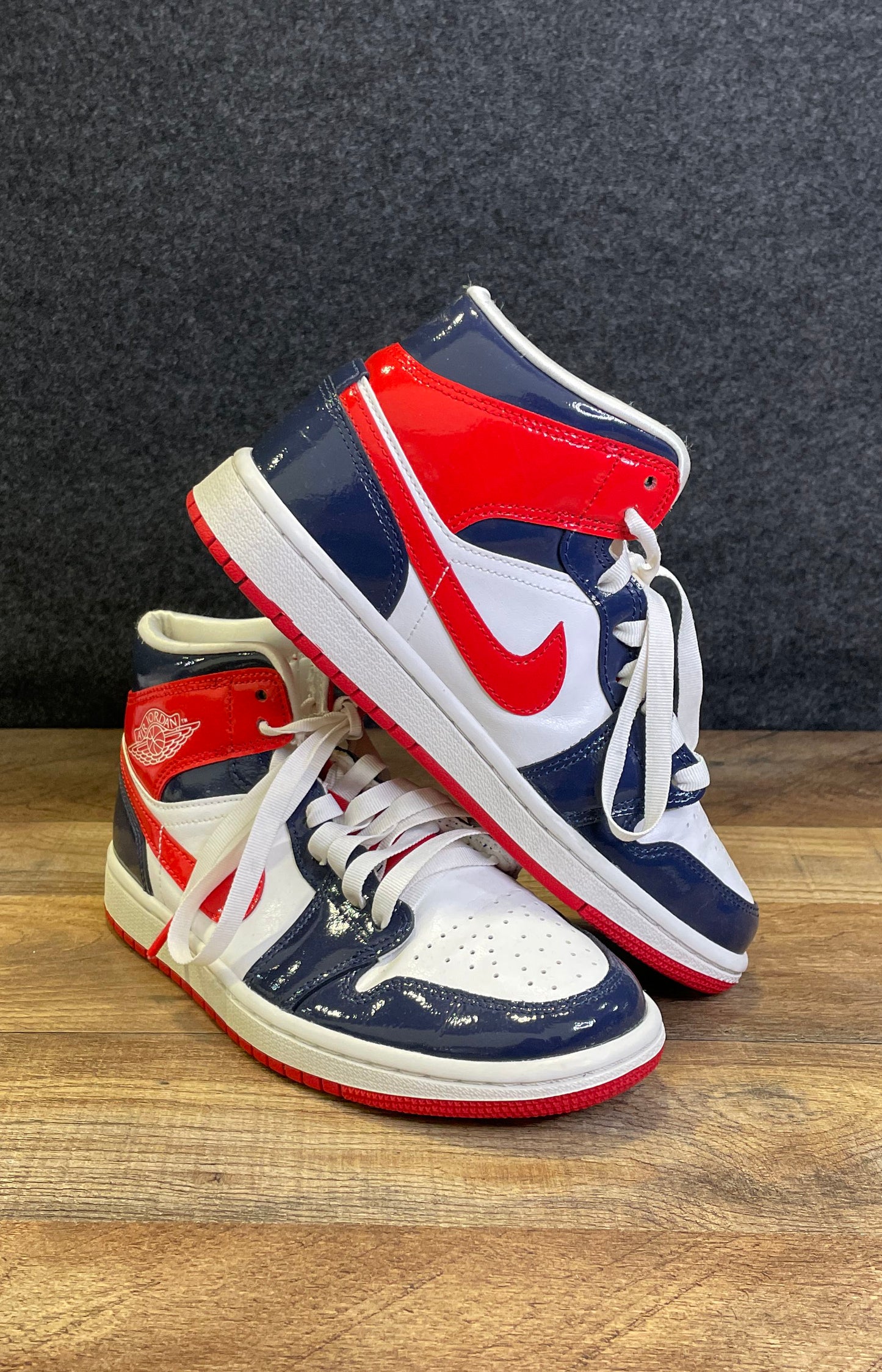 Nike Air Jordan 1 Mid SE USA Navy White Red Patent Leather GS Size 6.5Y