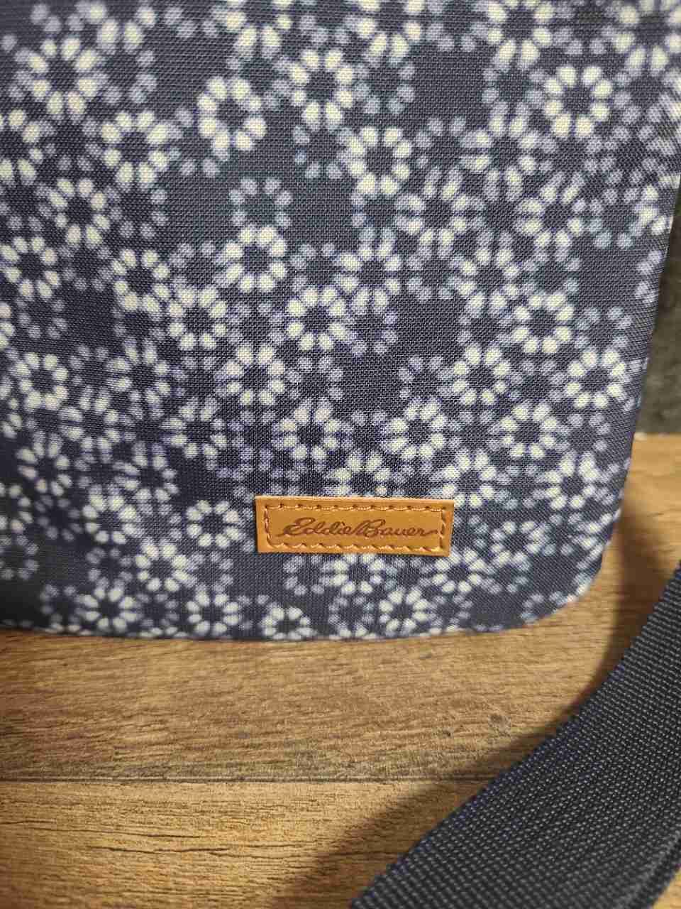 Eddie Bauer Blue White Geometric Print Slim Crossbody Travel Bag Small
