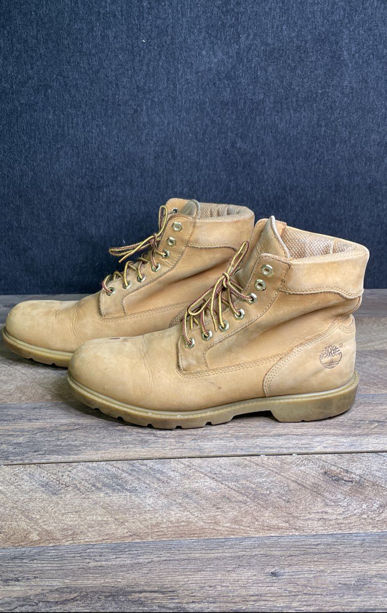 Timberland Men's 6-Inch Premium Waterproof Wheat Leather Boots Size 10