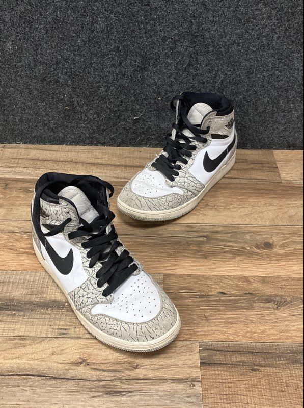 Air Jordan 1 Retro High OG Elephant Print Youth Size 5.5Y