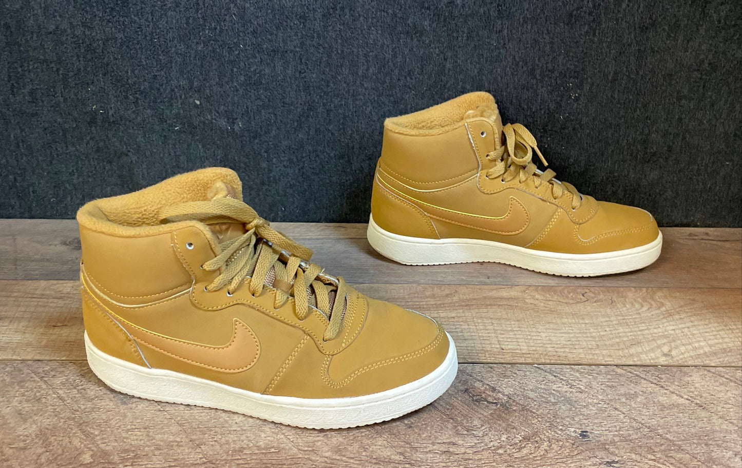 Nike Ebernon Mid Winter Wheat Gold Lifestyle High Top Shoes Women's Size 7.5