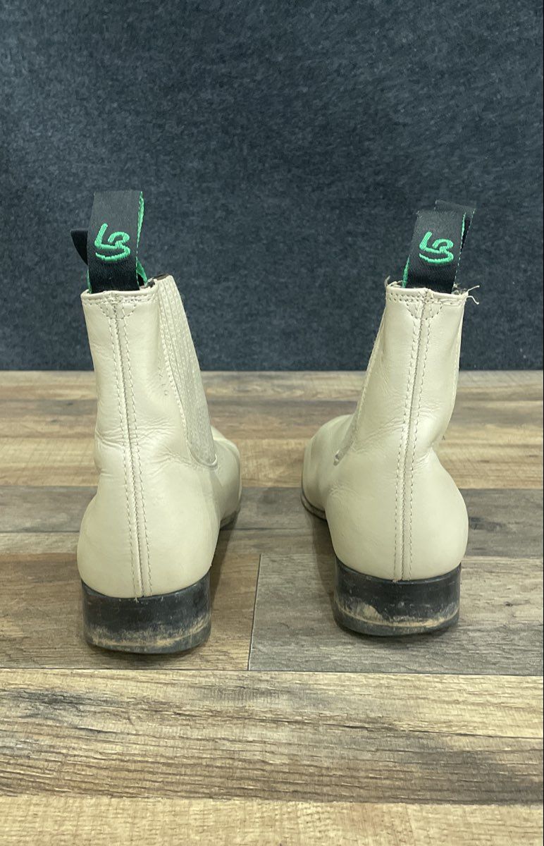 La Barca Cream Leather Chelsea Ankle Platform Boots Size 11" Outsole