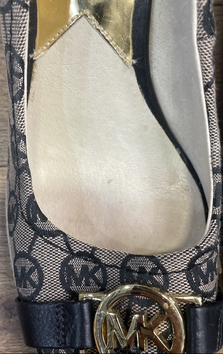 Michael Kors Black Beige Monogram Logo Canvas Peep Toe Wedge Pumps Size 9