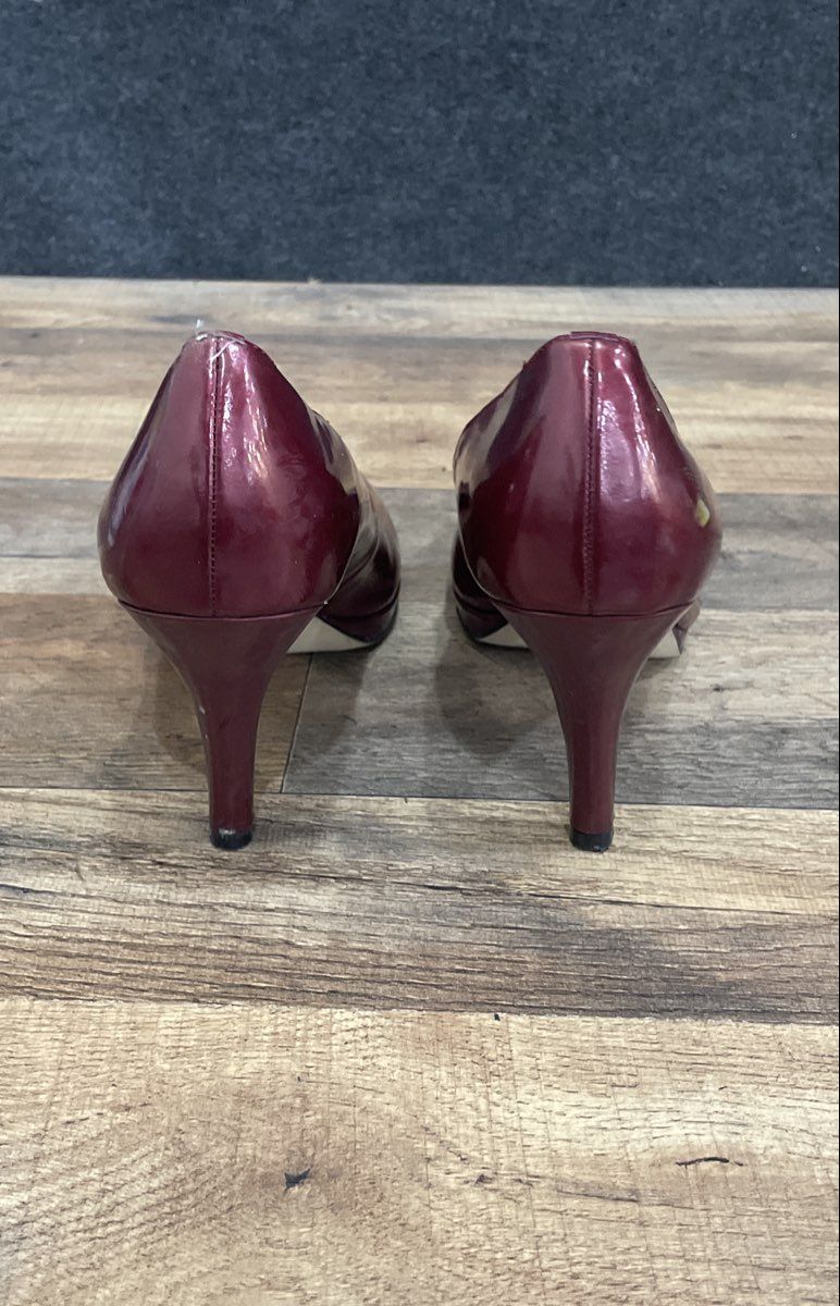 Anne Klein AK Red Metallic Round Toe Platform Pumps Women's Size 7M