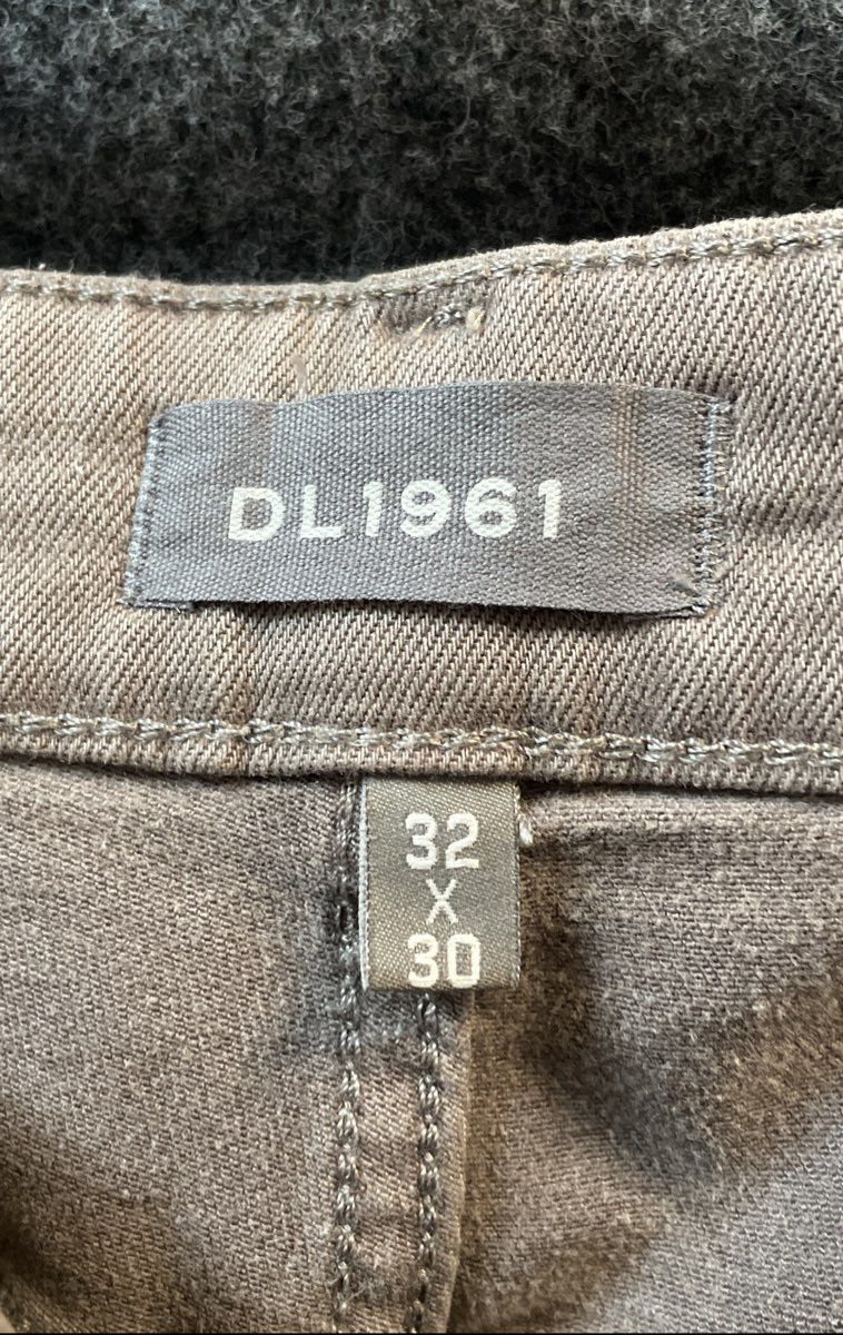 DL1961 Women's Avery Modern Straight Jeans Porcini Taupe Tencel Blend Sz 32x30