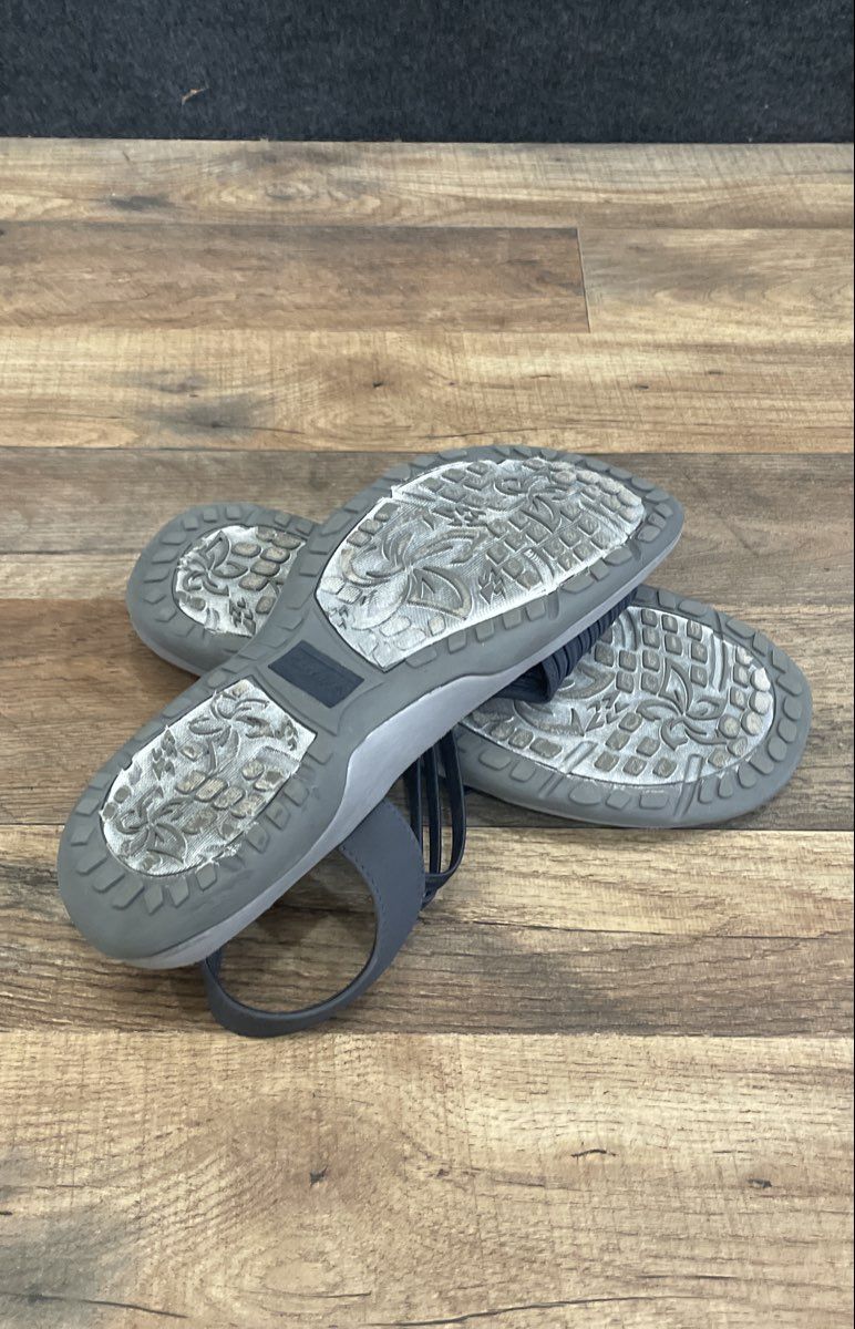 Skechers Memory Foam Strappy Slingback Navy Grey Sandals Women's Size 9