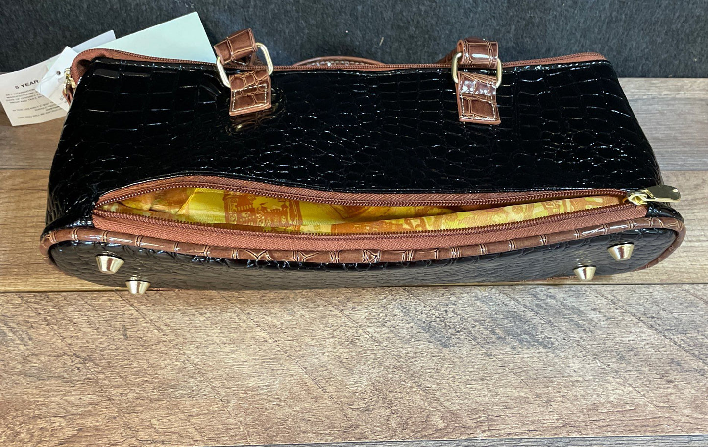Samantha Brown Black Camel Croc Embossed Classic Wine Purse Insulated NWT
