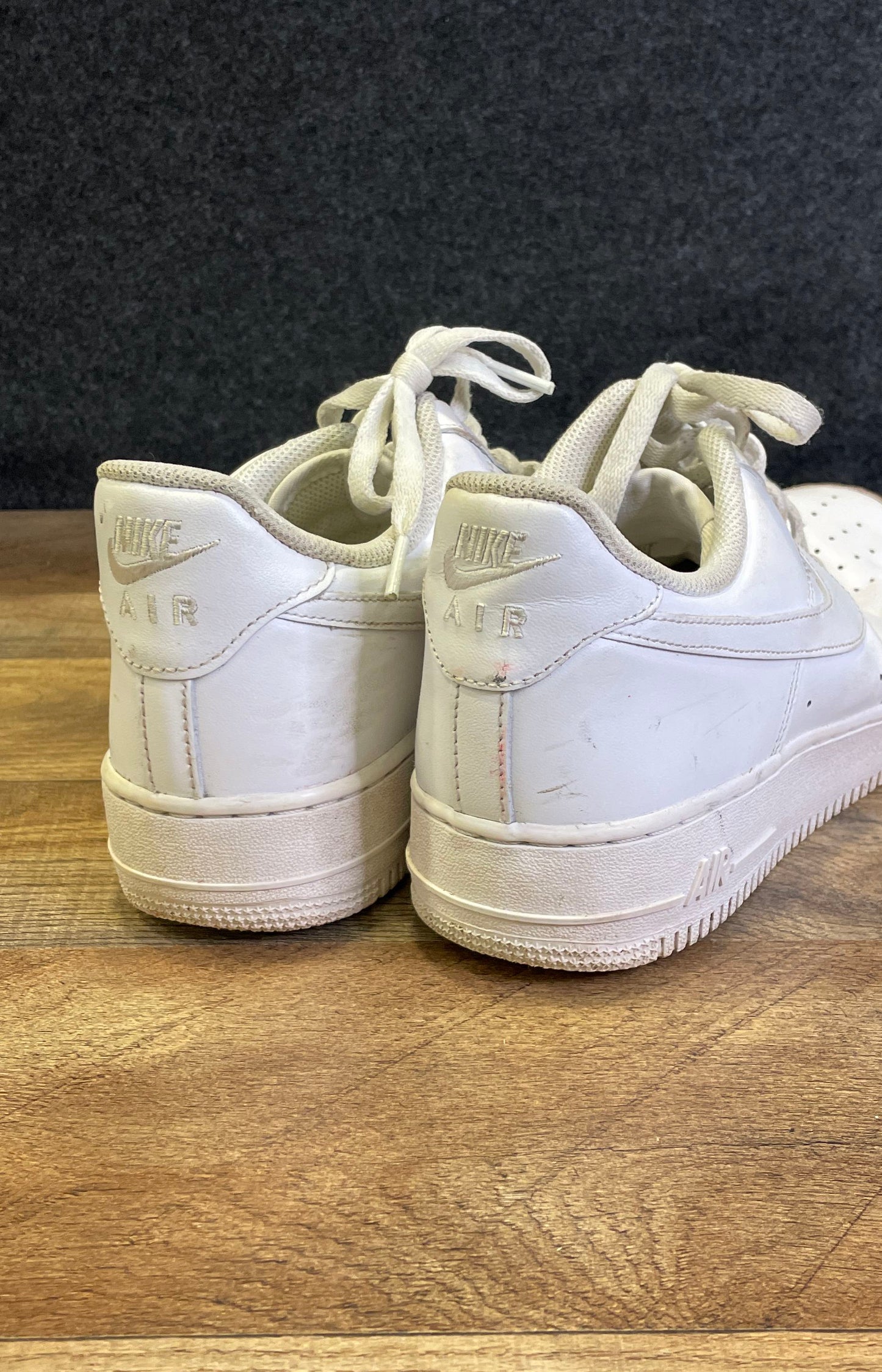 Nike Air Force 1 '07 Low Triple White Men's Basketball Sneakers Size 10.5
