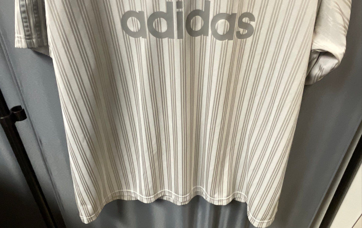 Adidas Men's Grey Pinstripe Trefoil Logo Soccer Jersey Sz 2XL