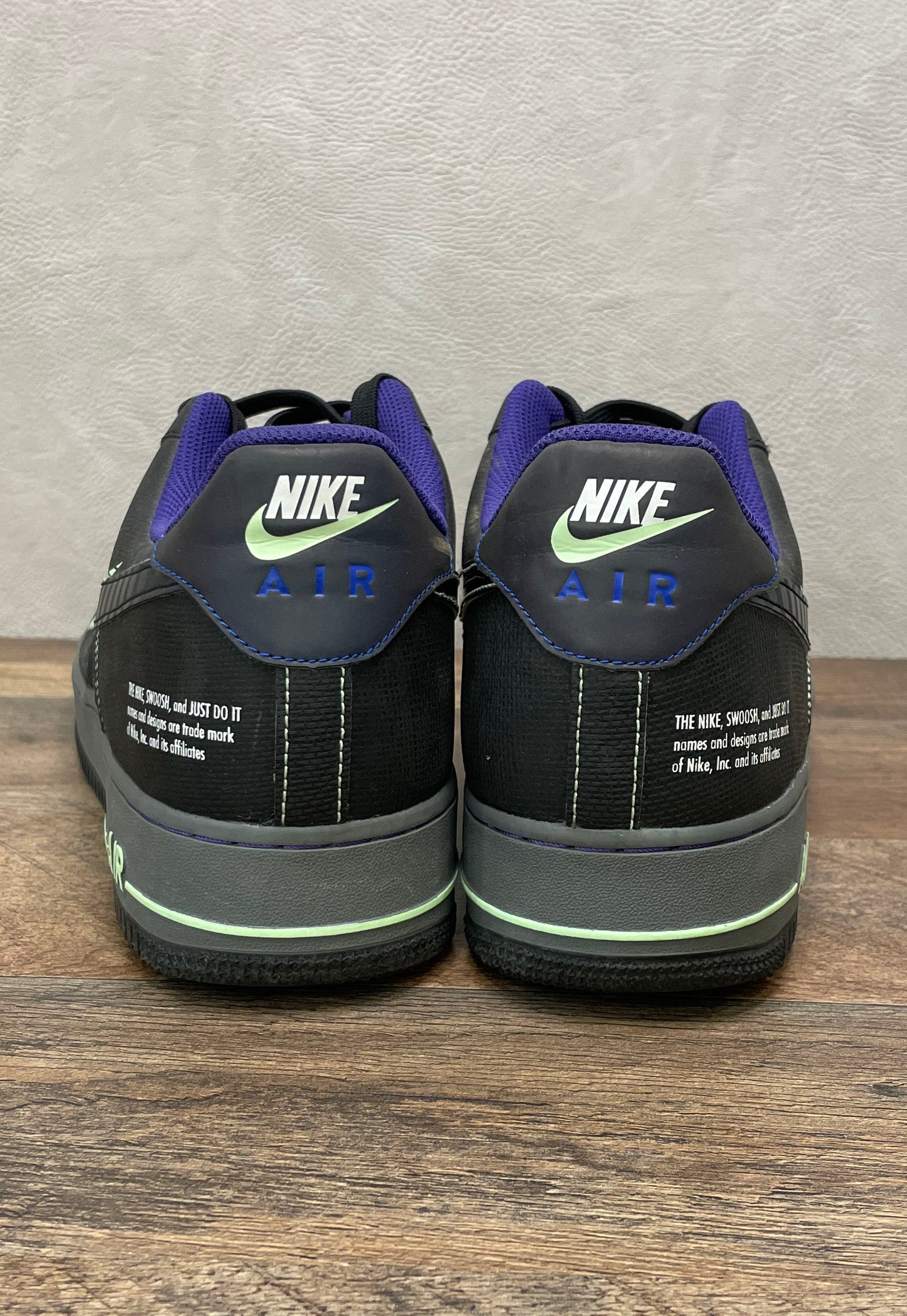 Nike Air Force 1 '07 LV8 Black Hyper Grape Wolf Grey Sneakers Men's Size 13