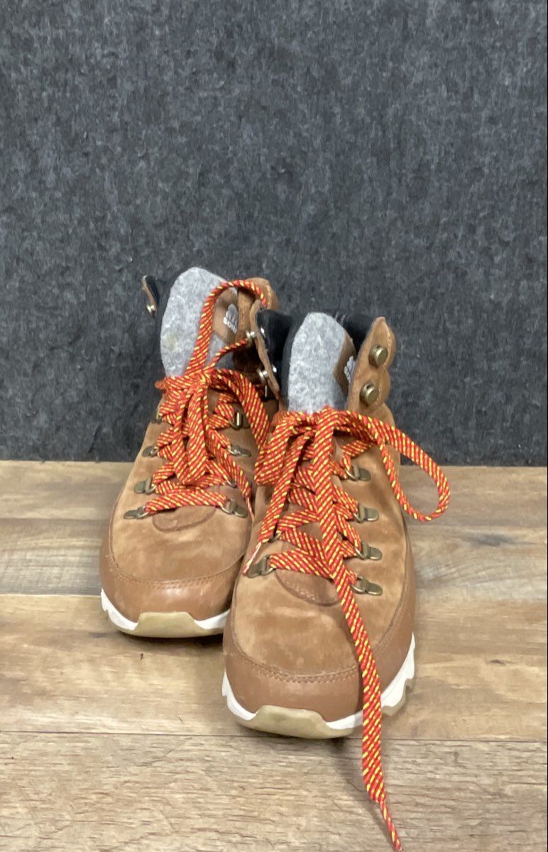 Sorel Kinetic Conquest Waterproof Velvet Tan Women's Hiking Boots Size 9.5