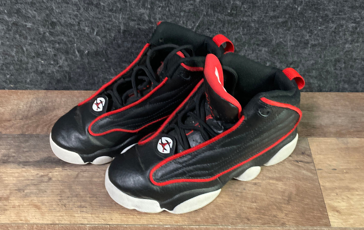 Nike Air Jordan Pro Strong Black Gym Red White Youth Sneaker Size 2.5Y