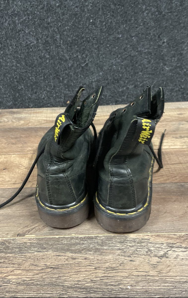 Dr. Martens 1460 Black Leather 8-Eye Lace Up Combat Boots Size Not Specified