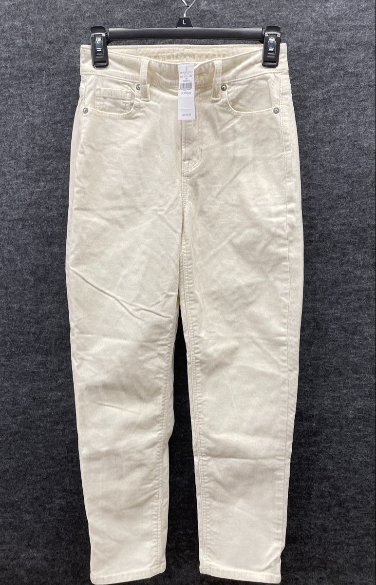 American Eagle Women's White Corduroy Stretch Pants Sz 0 Regular NWT