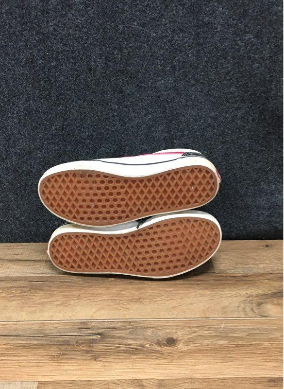 Vans Ward Low Top Skate Shoes Black Red White Youth Size 6.5