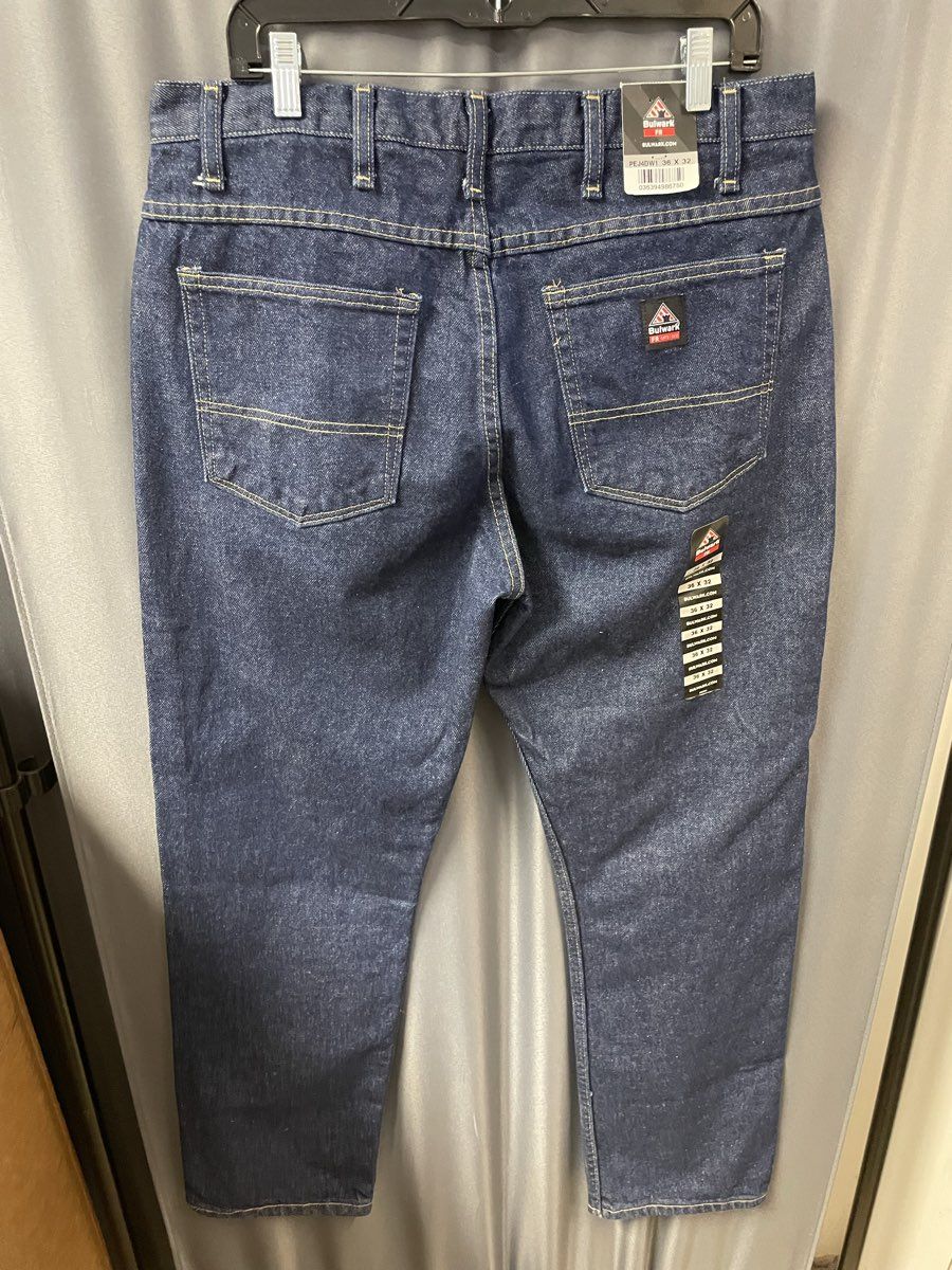 Bulwark FR Men's PEJ4DW1 Flame Resistant Denim Blue Jeans NWT CAT 2 NFPA 36x32