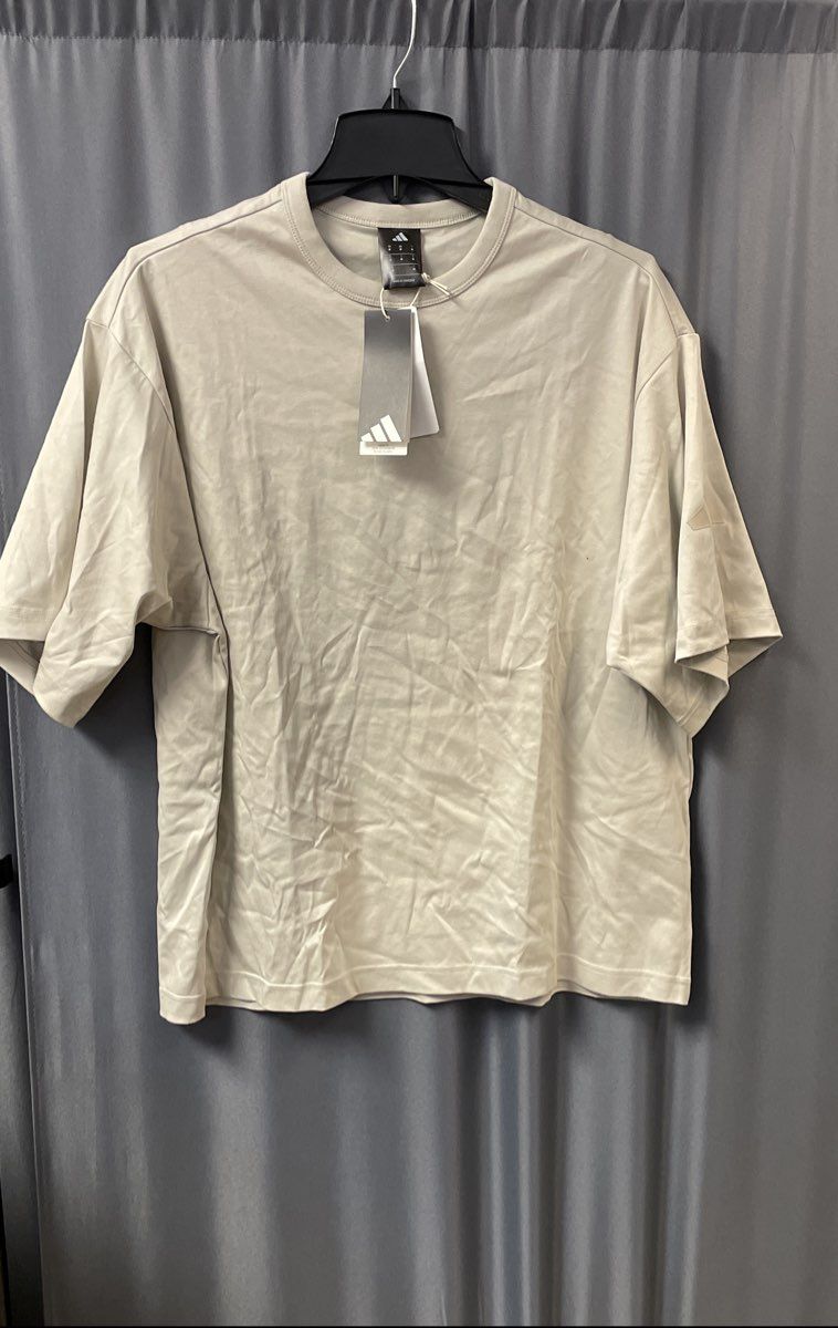 Adidas Men's Loose Fit T-Shirt Beige Wonder Alumina Short Sleeve NWT Sz M