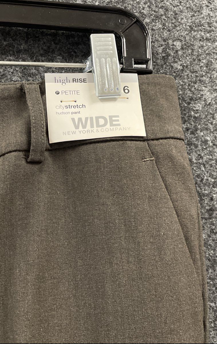 New York & Company Women's Brown High Rise Wide Leg Hudson Pants NWT Size 6P