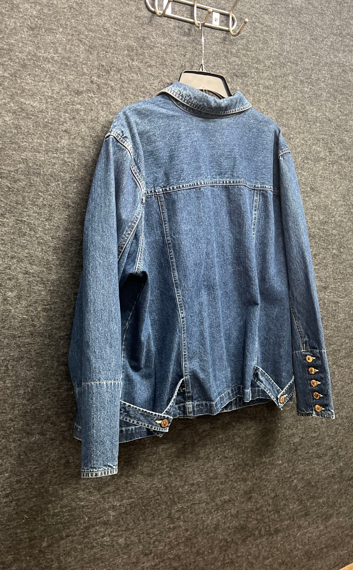 Caribbean Joe Women's Blue Denim Jacket Button Front Striped Trim Pockets