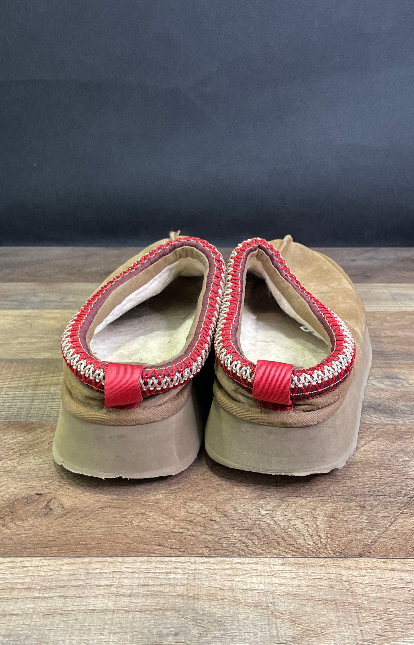 UGG Tazz Chestnut Suede Platform Slip-On Slipper Shoes Women's Size 10