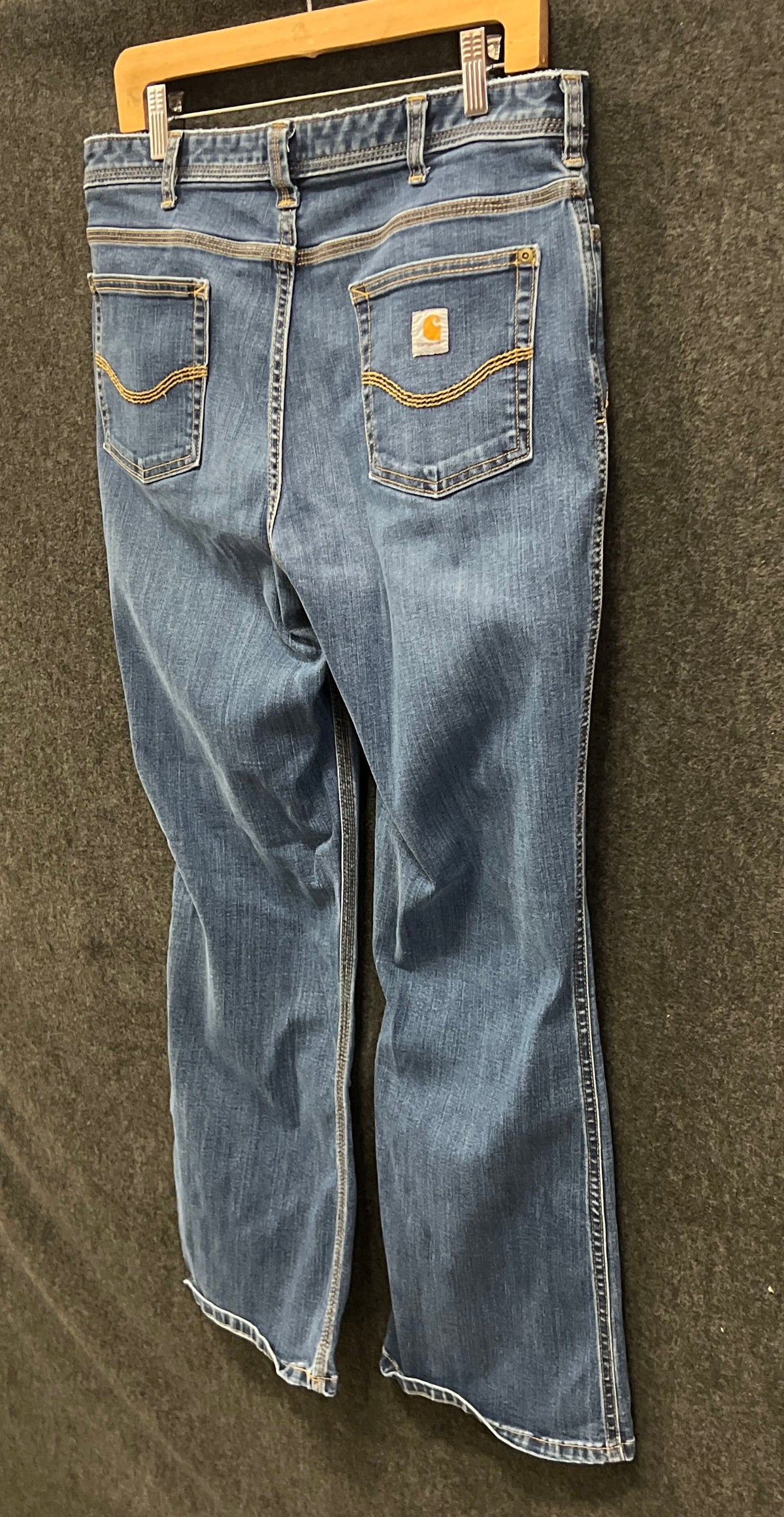 Carhartt Women's Original Fit Bootcut Jeans Medium Wash Blue Sz 12 Short